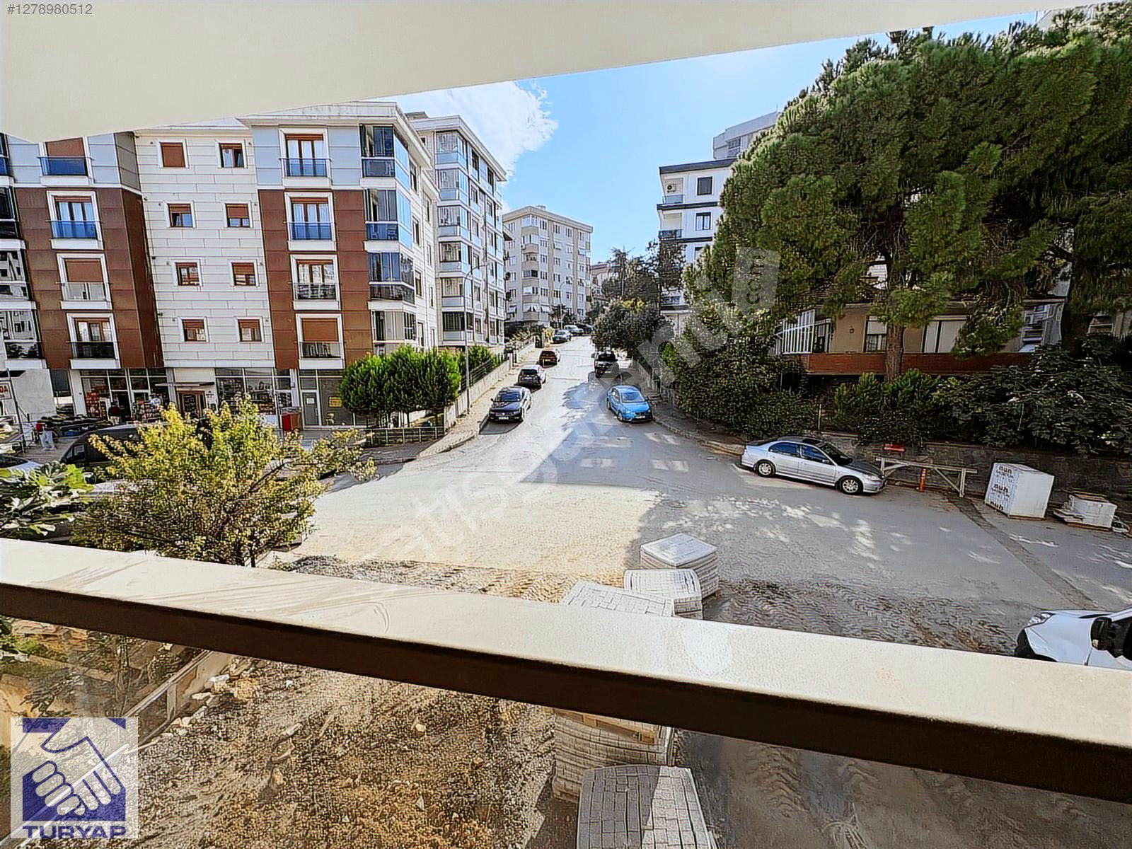 TURYAP BERKAY'DAN SAHİLE ÇOK YAKIN ÖN CEPHE GENİŞ 2+1 80m²!