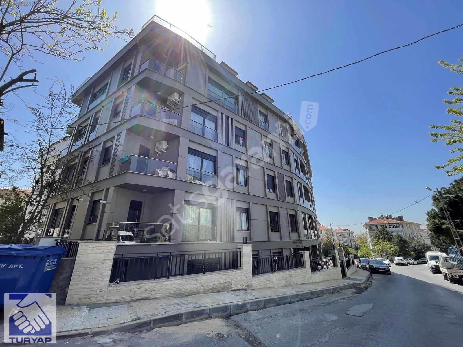 TURYAP'TAN KÜÇÜKYALI ÇINAR'DA EMSALSİZ KONUMDA SIFIR LÜKS 2+1