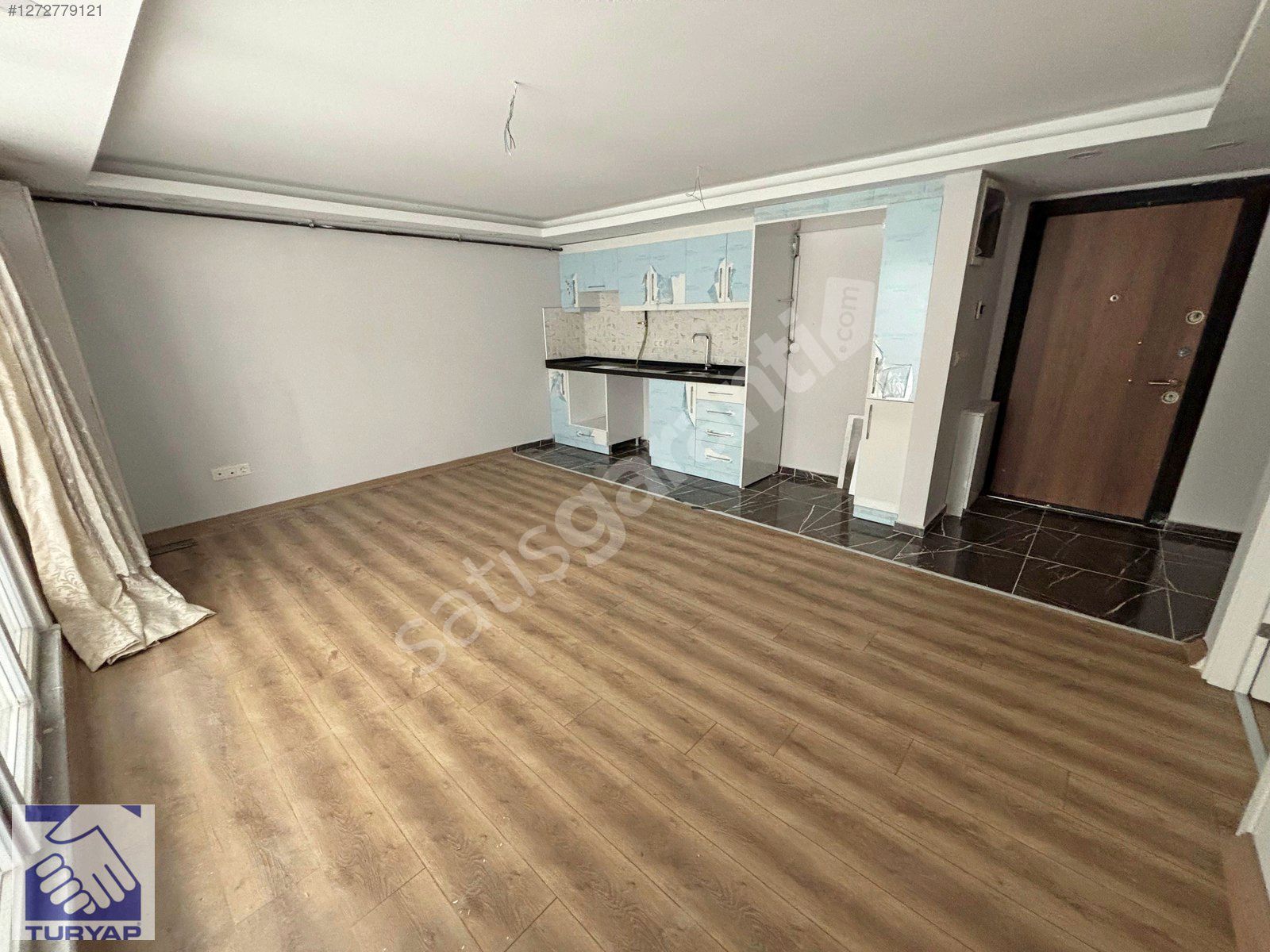 TURYAP BERKAY'DAN ÇINAR'DA GİRİŞ KATTA GENİŞ BOŞ 1+1 50m² !!!