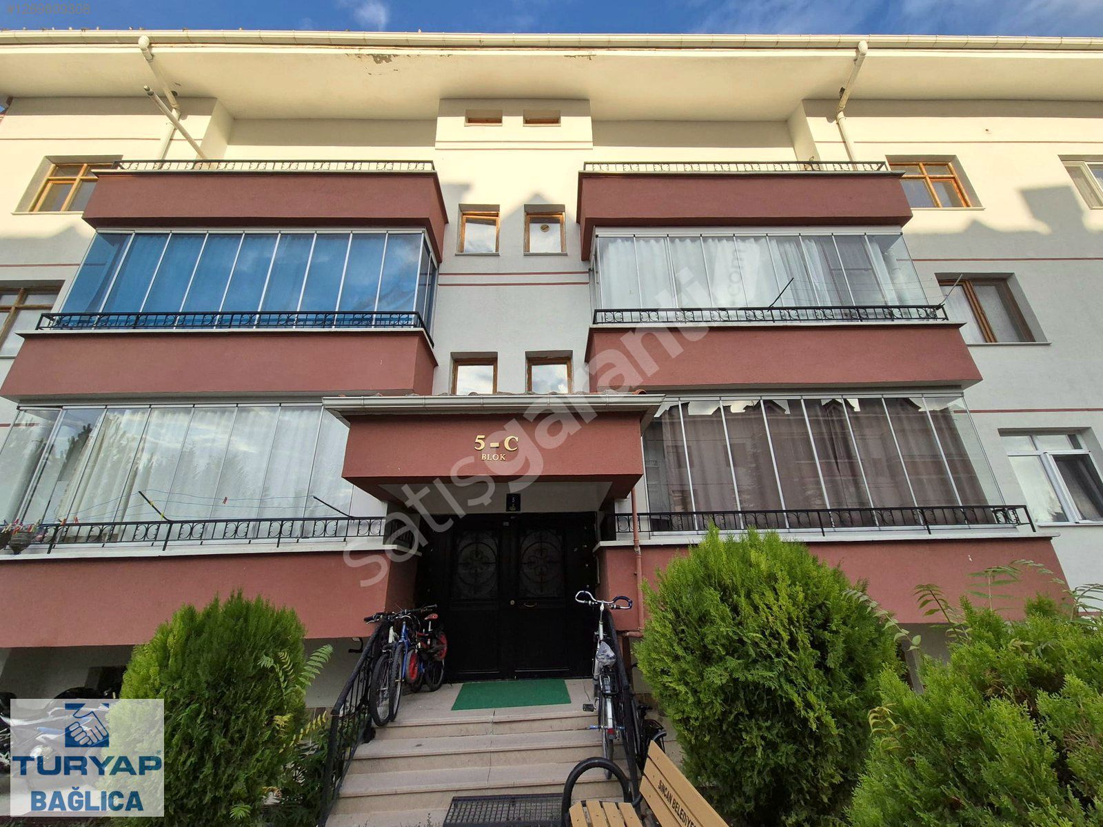 SİTE İÇİNDE 3+1 EBEVEYN BANYOLU GENİŞ YAPILI DAİRE