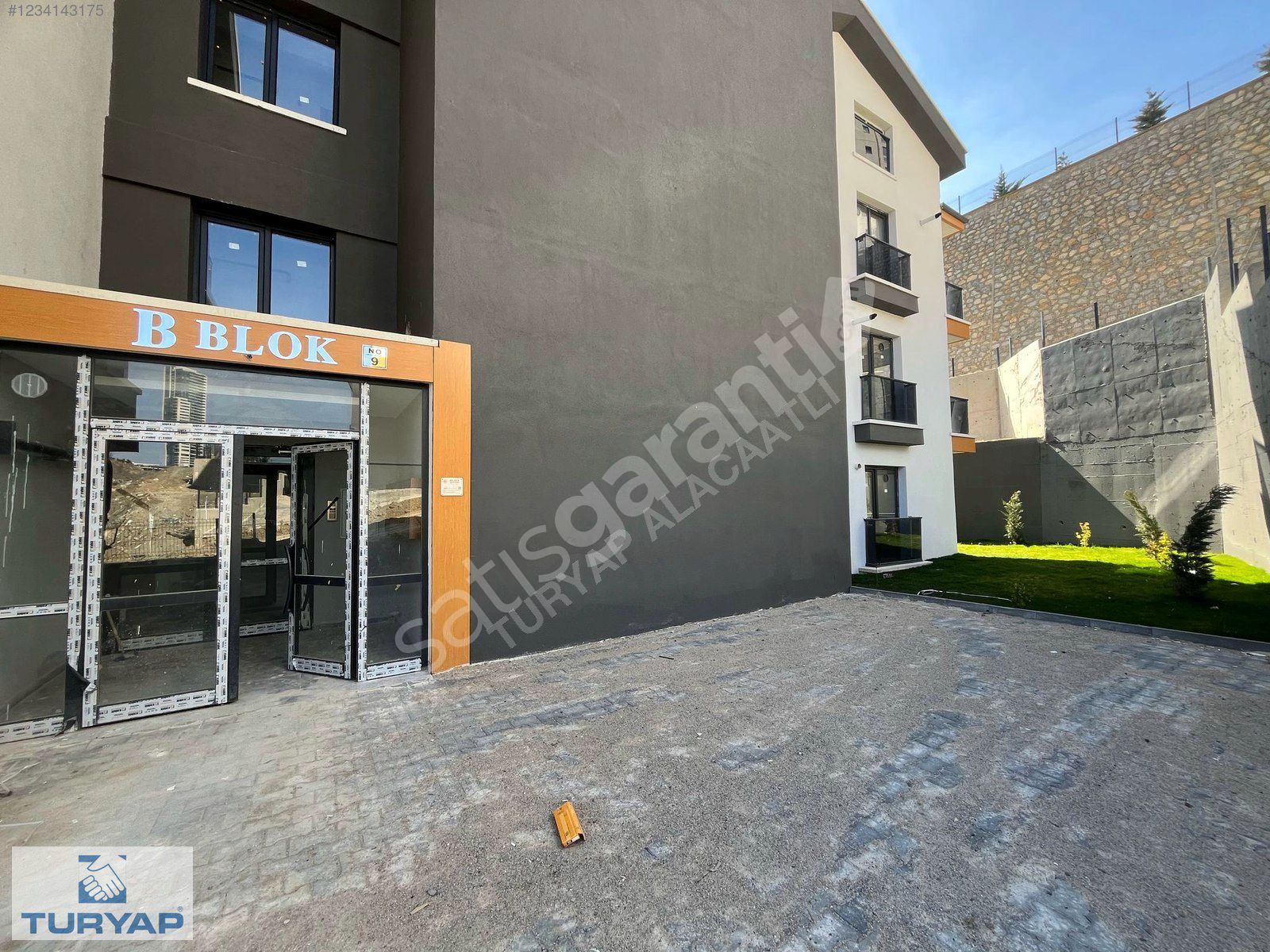 TURYAP'tan UFUK ÜNİVERSİTESİ'NDE ARA KAT SIFIR 1+1 LÜKS DAİRE