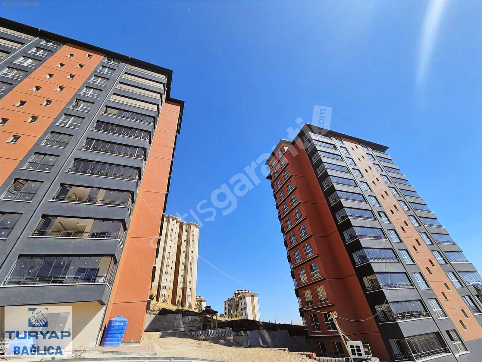 GENİŞ BAĞIMSIZ MUTFAKLI 2+1 DAİRE