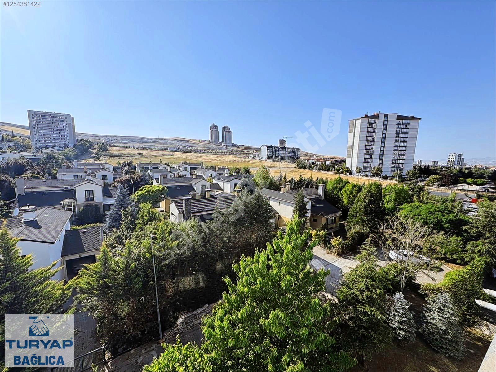 İş Turkuaz 3+1 Satılık Sitenin en Uygunu