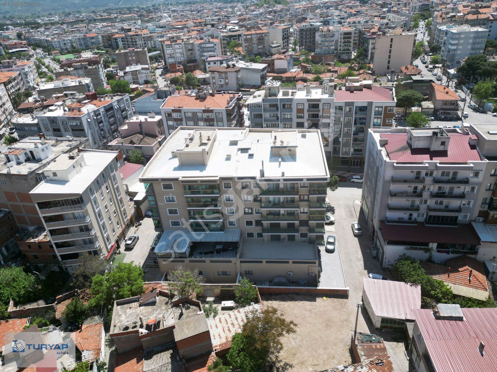 BERGAMA MERKEZDE KAT KARŞILIĞI ARSA