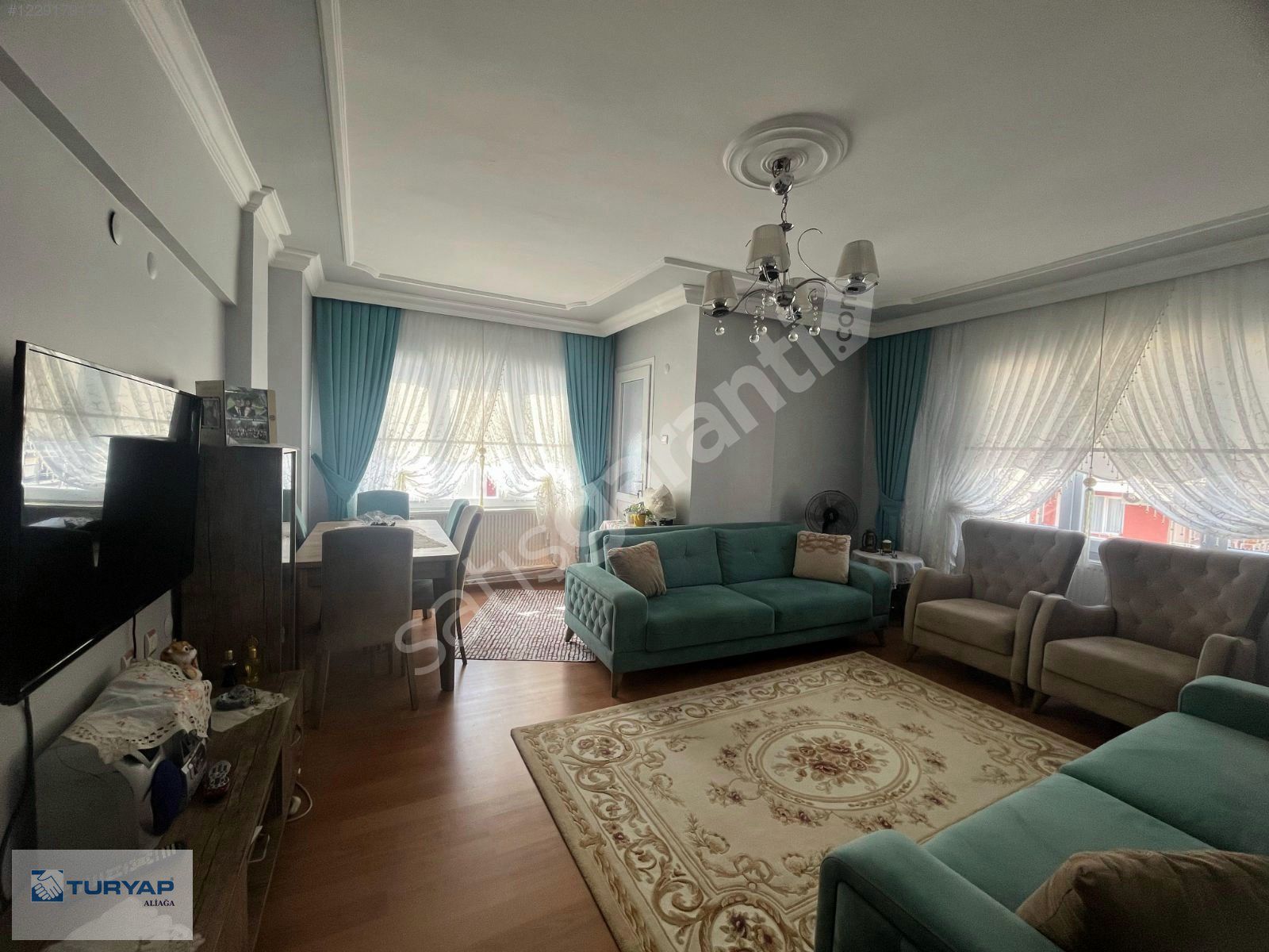 İZMİR BERGAMA MERKEZDE SATILIK 3+1 DAİRE