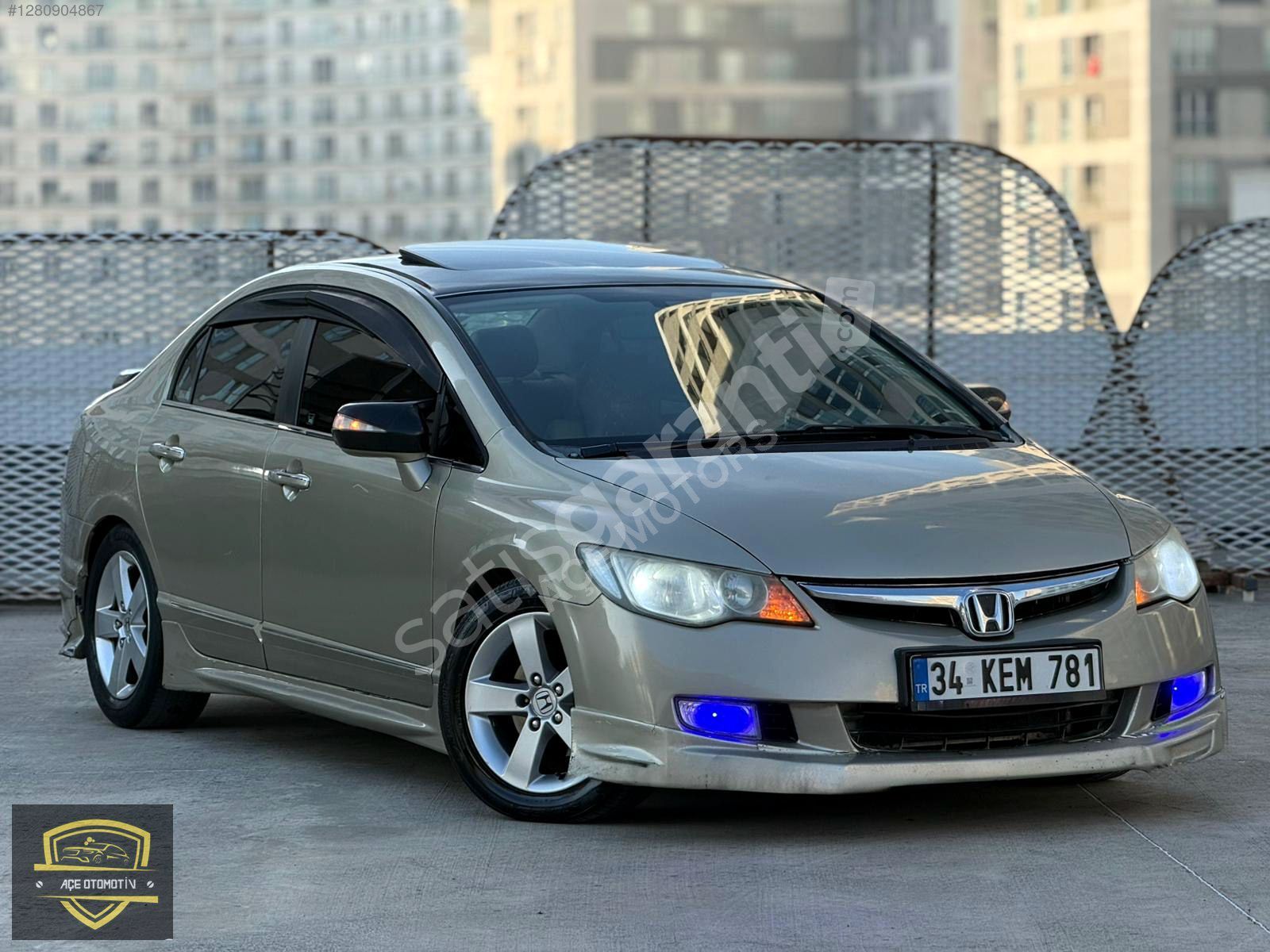 TR DE TEK HONDA CİVİC FD6 EMSALSİZ TEMİZLİKTE UYGUN RAKAM