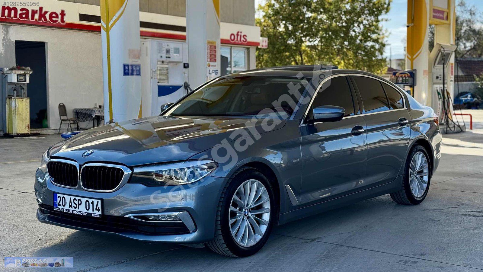 2017-18Ç BMW 520İ LUXURY LİNE-HATASIZ-TABA-OTO PARK-D.KM-E.BAGAJ