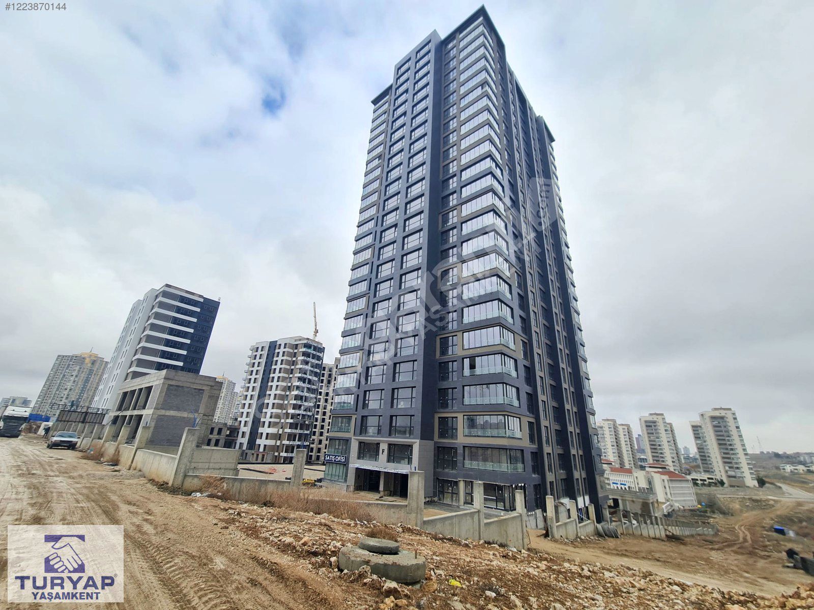 Arissa Lita Astoria'da, Şerefiyesi Yüksek, Önü Açık, Lüks 4.5+1