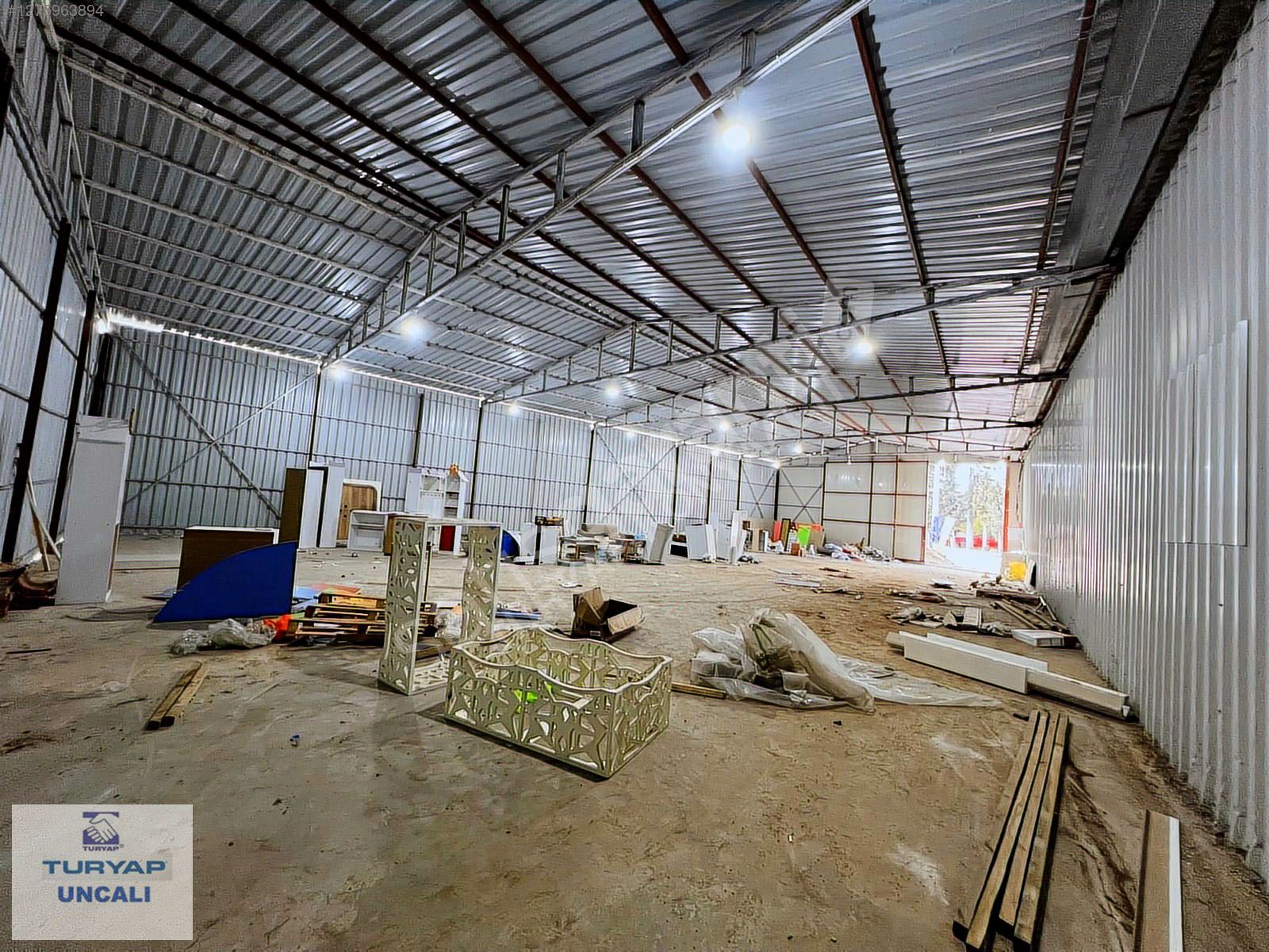 KONYAALTI ÇAKIRLAR MERKEZ KONUM ANA YOLA CEPHE 400M2 KAPALI DEPO