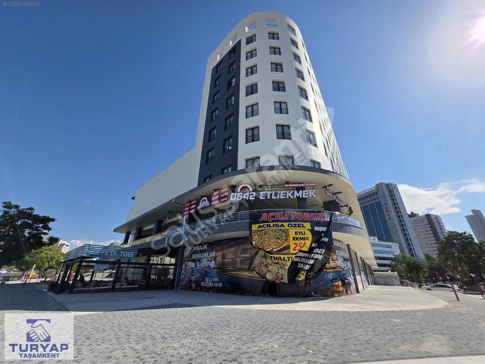 GAZİ ÜNİVERSİTESİ KARŞISI CADDE VE TERASLI KİRALIK MAĞAZALAR