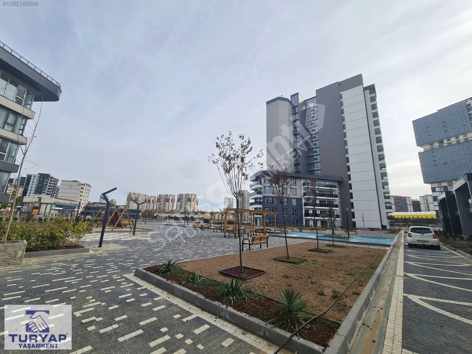 Koç Rezidansta 5. Kat, Köşe, Çift Banyolu, Bağımsız Mutfaklı 2+1