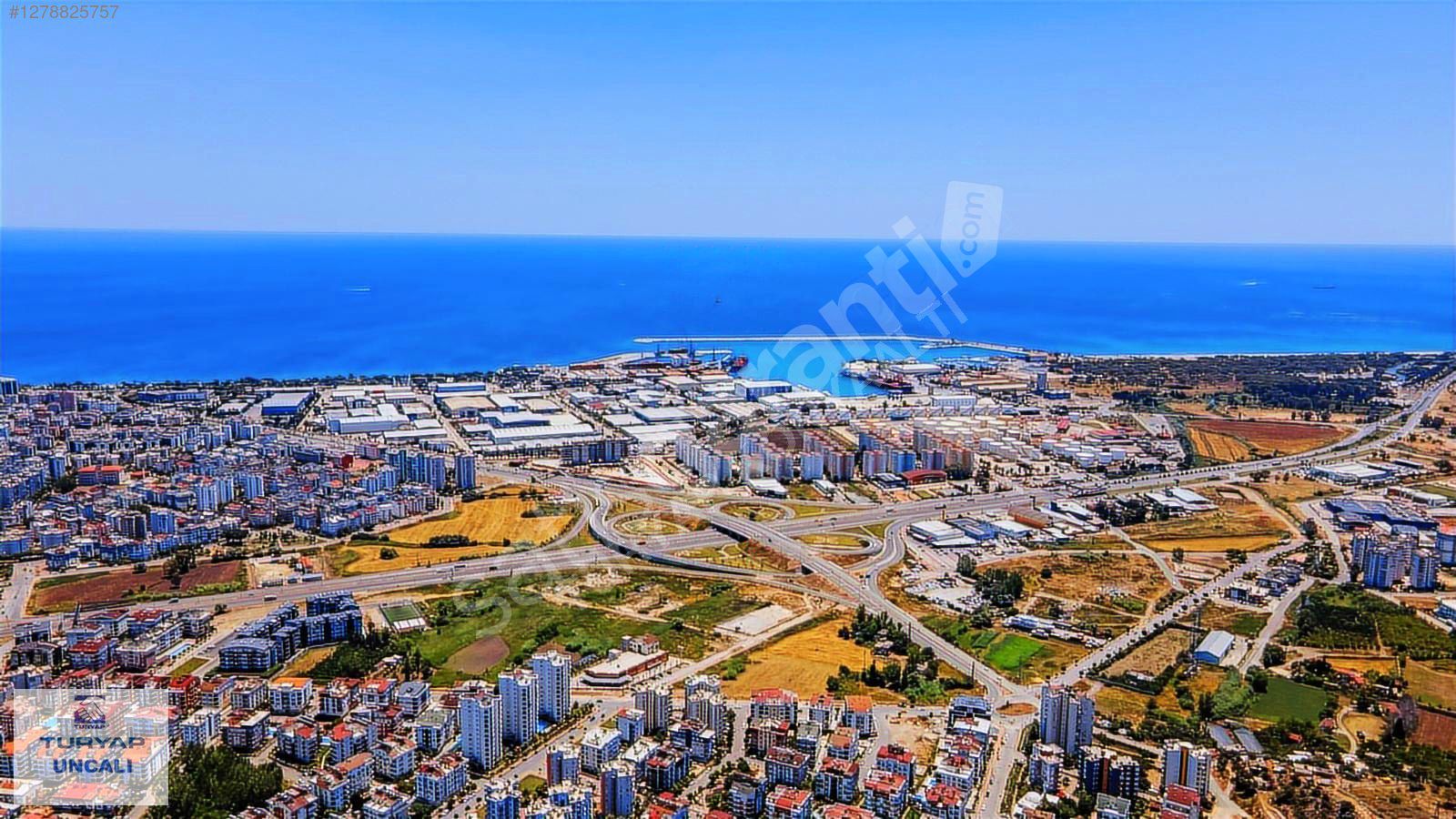 KONYAALTI HURMA'DA HVZ. GÜV. SİTEDE EŞYALI SATILIK 2+1 DAİRE