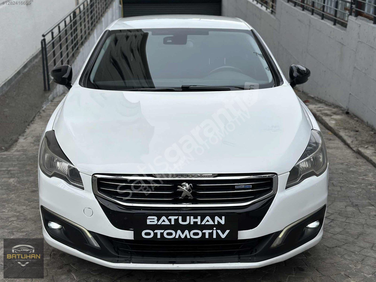 BAT-CAR'dan 2015 1.6 BLUEHDİ TAM OTOMATİK 508