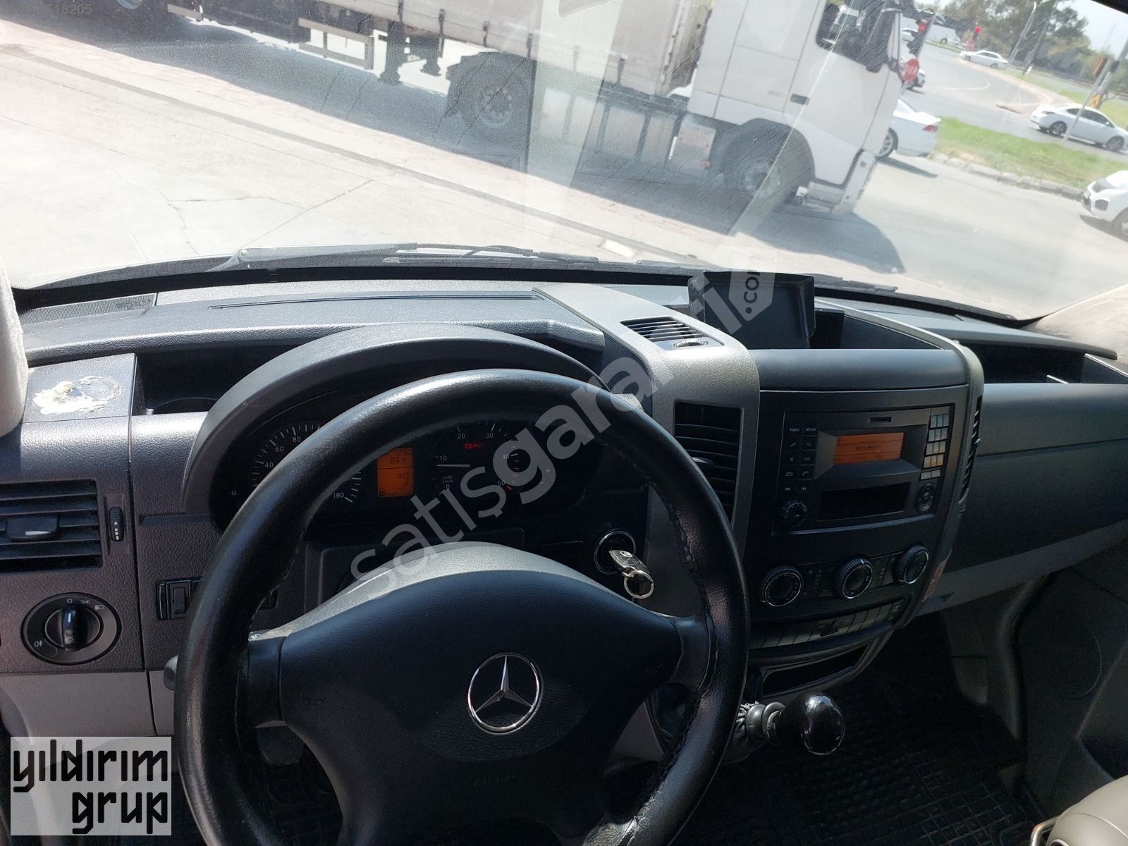 YILDIRIM GRUP - 2015 MODEL ALMAN PAKET VİP13+1 KİŞİLİK SPRİNTER