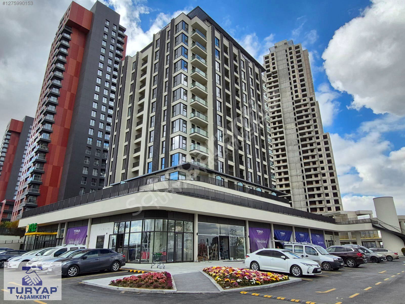 TURYAP 'TAN TONA REZİDANS 'TA ARA KAT K.OTOPARKLI SIFIR 1+1