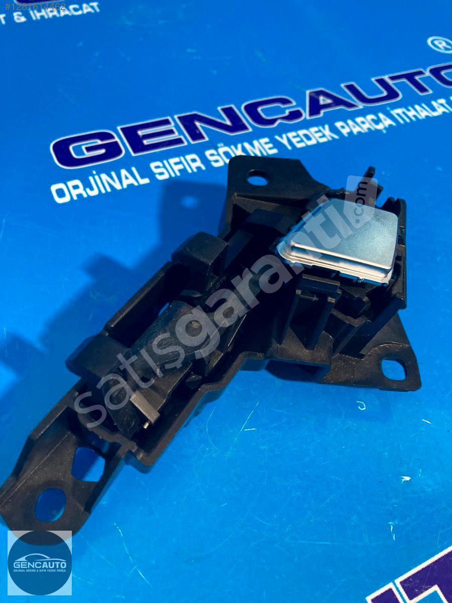 BMW F10 ORTA KONSOL ÜST KİLİT SÖKME ORJİNAL 03F1010017