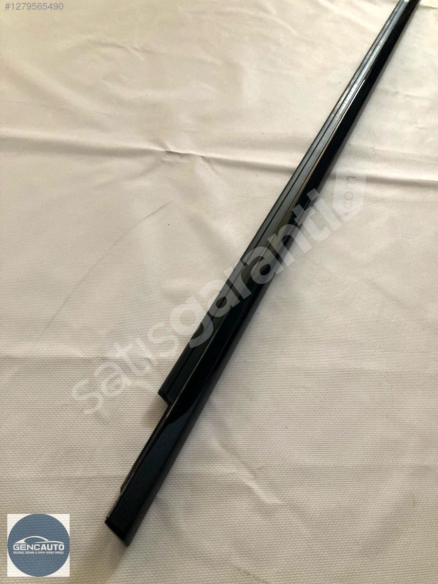 BMW G20 KAPI CAM SIYIRICI ÇITASI SIFIR ORJ 51337465149 PİANBLACK