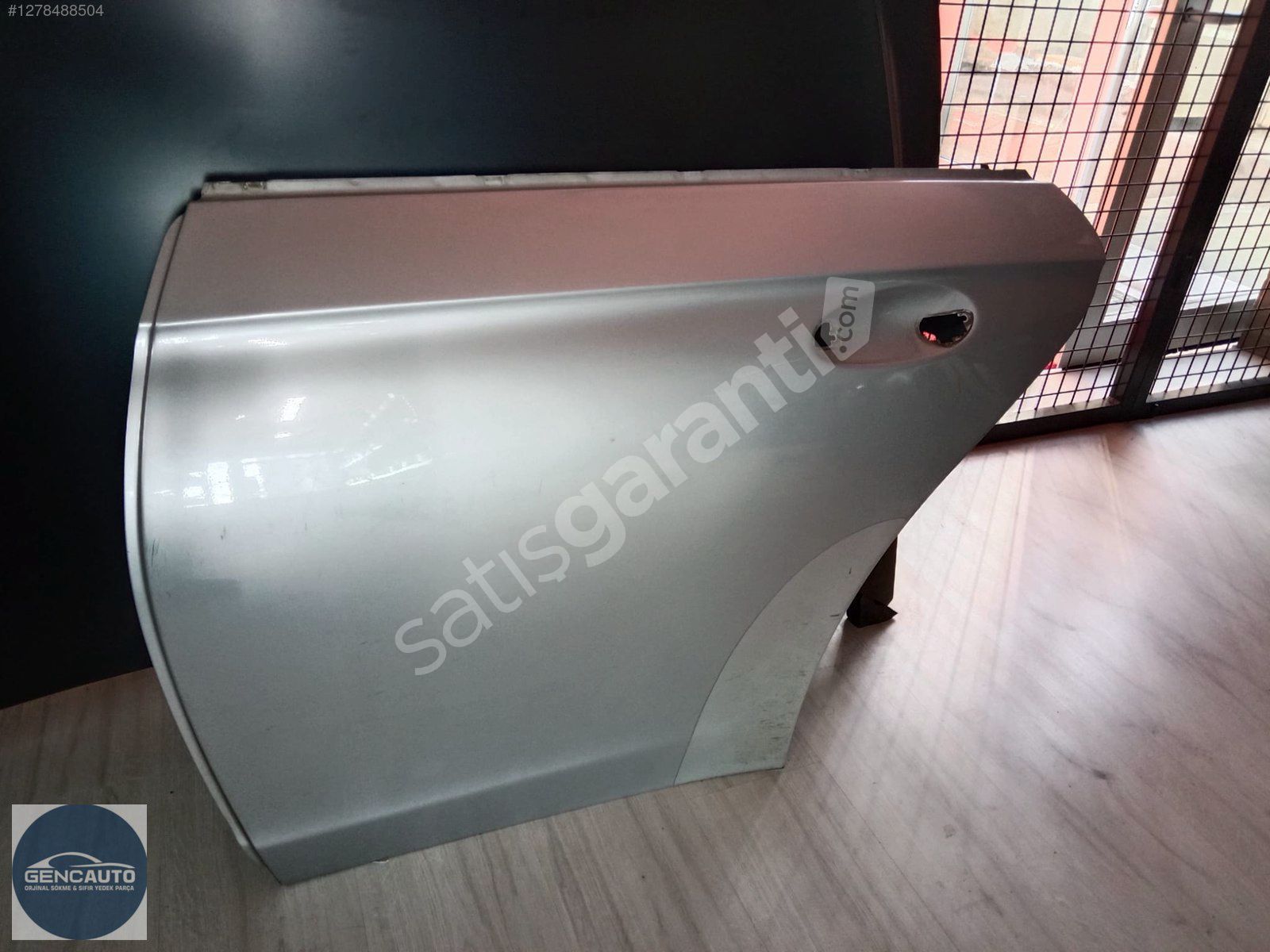 MERCEDES W219 CLS SOL ARKA KAPI SÖKME ORJİNAL METAL GRI