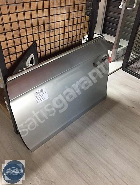 MERCEDES W219 CLS SOL ÖN KAPI SÖKME ORJİNAL METAL GRI