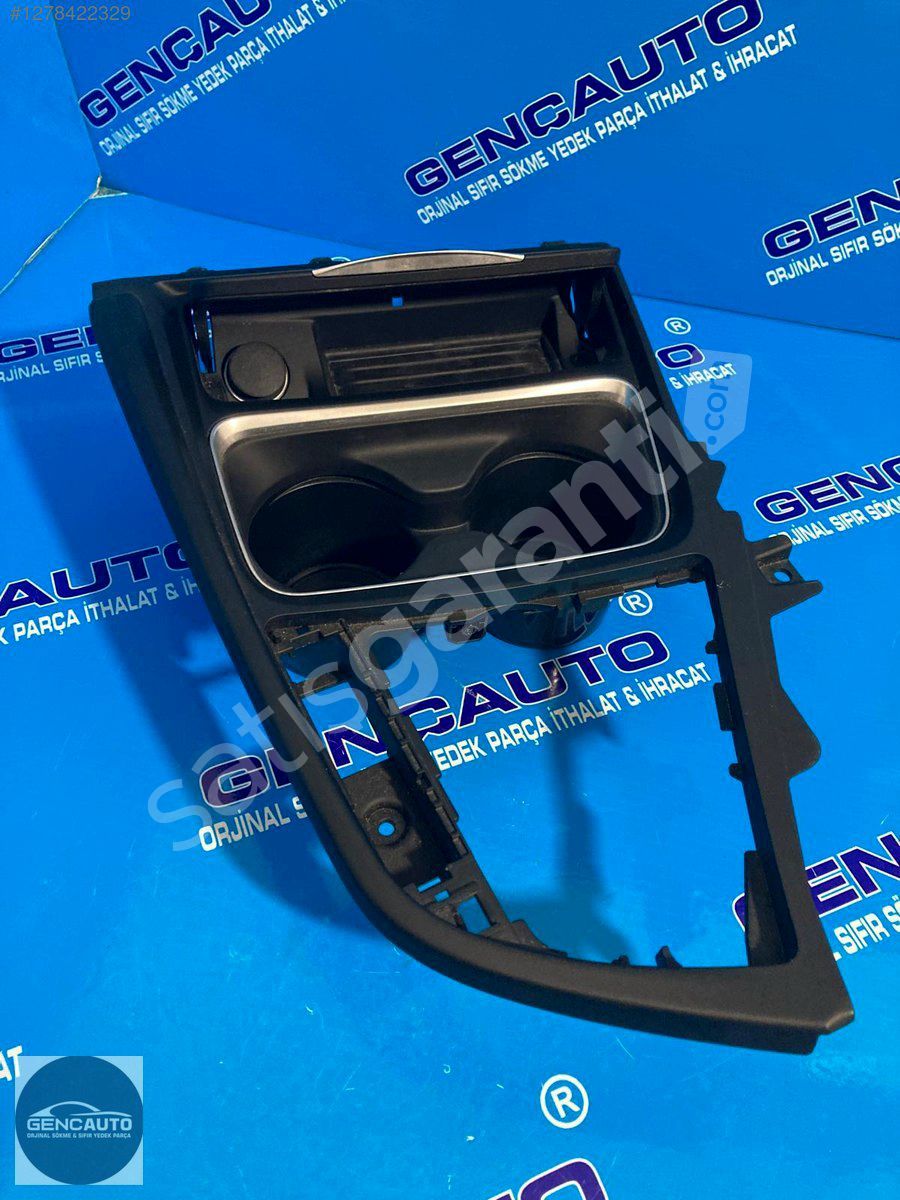 BMW F30 F32 ORTA KONSOL BARDAKLIK SÖKME ORJİNAL 9218925