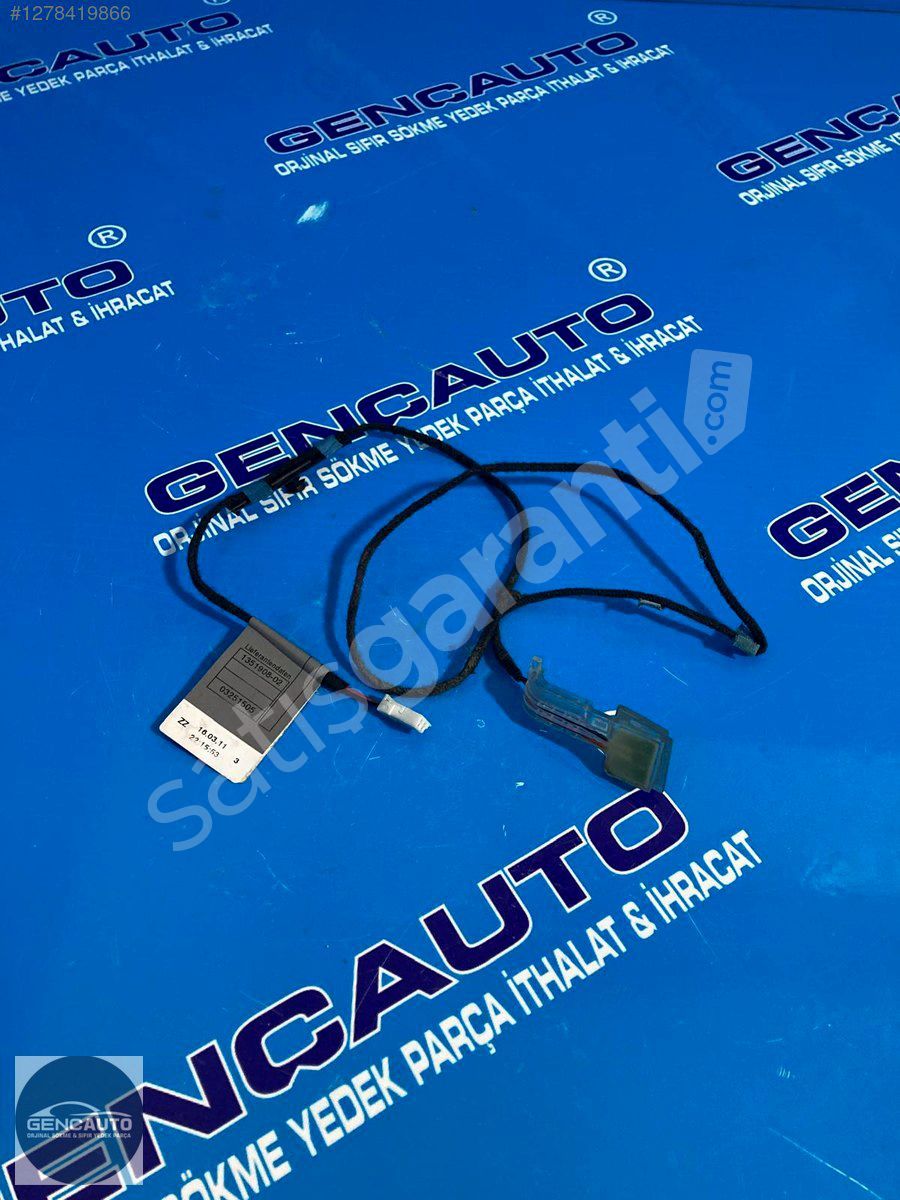 BMW E87E90 LCI KAPI KOLU LEDİ SÖKME ORJİNAL 7181217 SOL