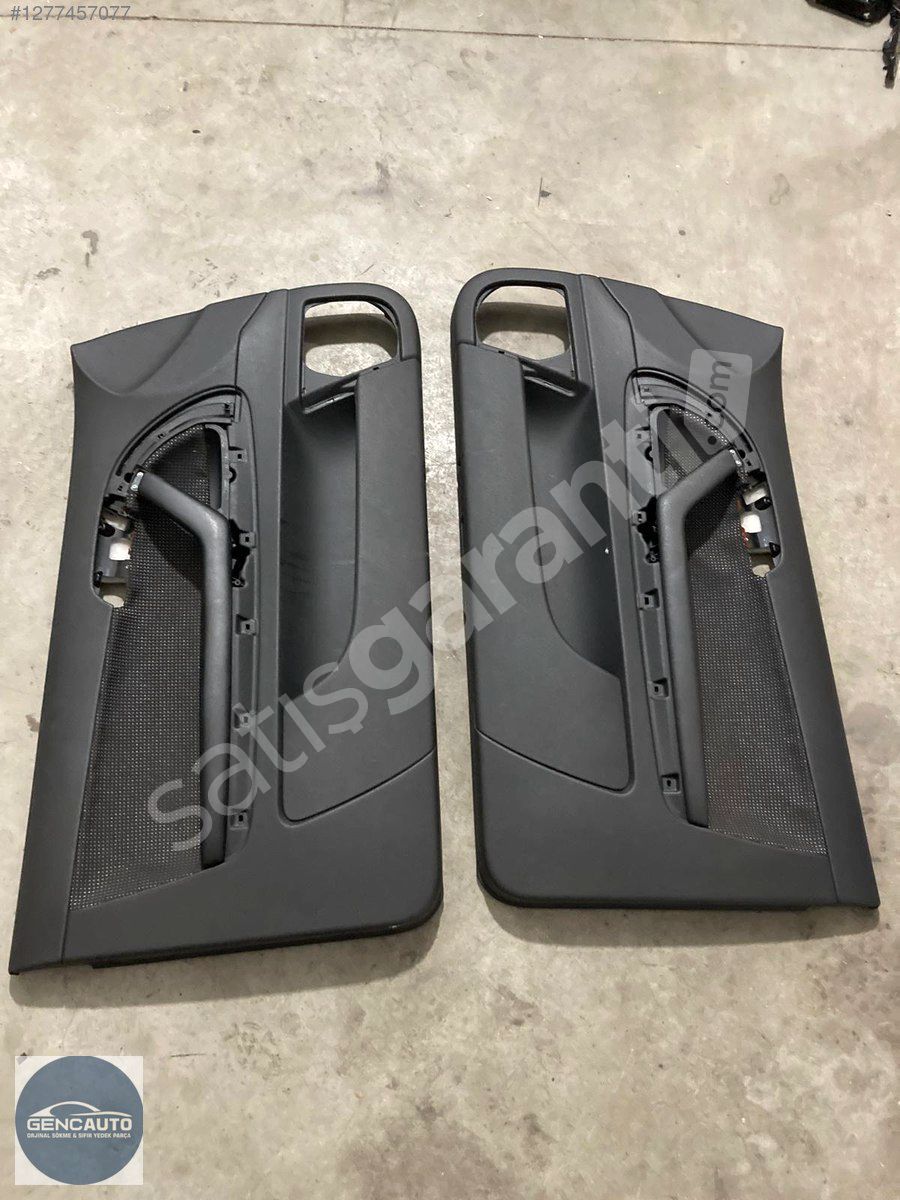 AUDİ A3 SPORTBACK KAPI DÖŞEMESİ ÖN SÖKME ORJİNAL 8P3867106 105