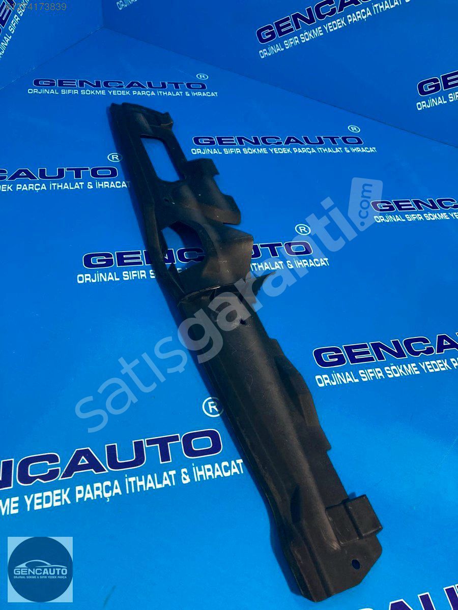 MERCEDES W168 AKASA ÖN PANEL ÜST BAKALİT SÖKME ORJ A1686982830