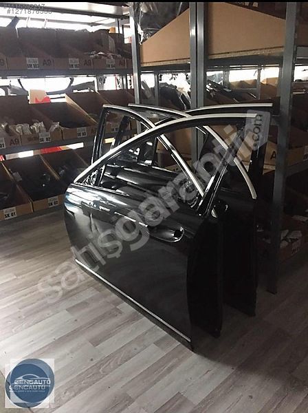 MERCEDES W221 S CLASS SOL ÖN KAPI SÖKME ORJİNAL METAL SİYAH