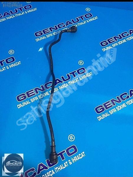 MERCEDES CLA RADYATÖR SU DEPOSU TAHLİYE HORTUMU ÜST A2475011400