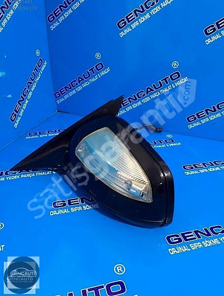 MERCEDES W204 DIŞ DİKİZ AYNASI SÖKME ORJ KATLAMALI ELEKTRİKLİ