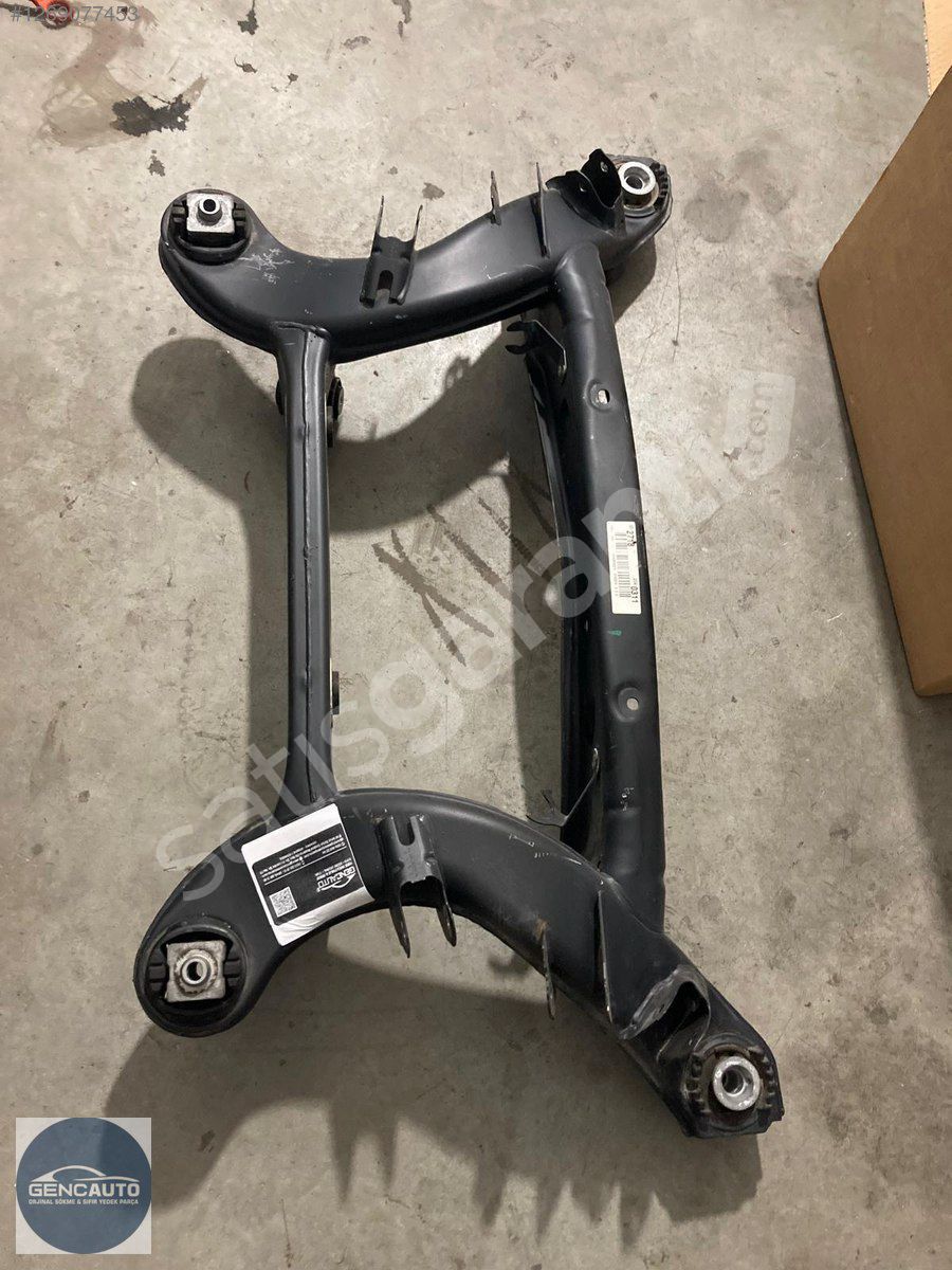 MERCEDES W204 C CLAS ARKA TRAVERS SÖKME ORJ A2043500311