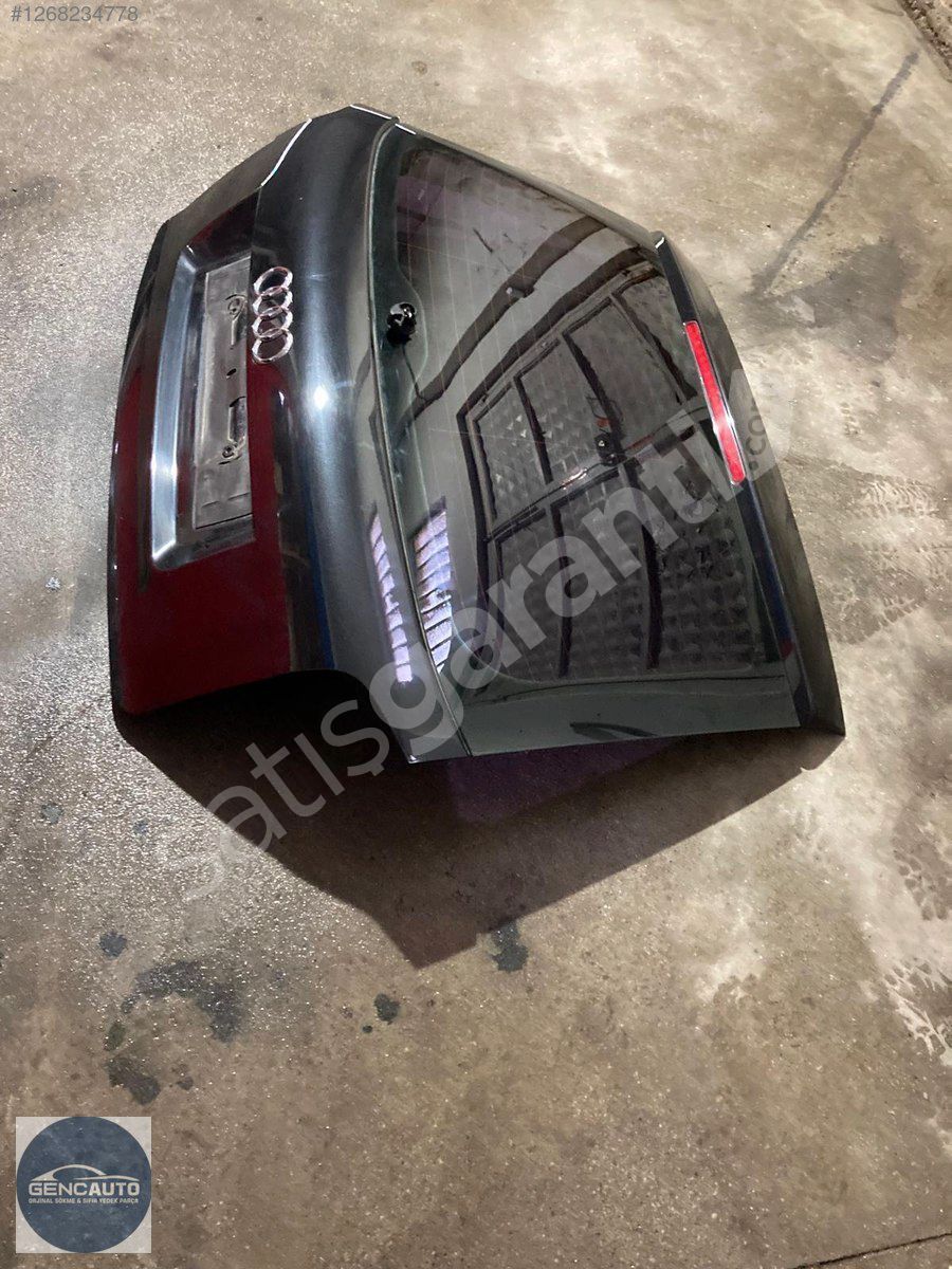 AUDİ A3 1.6 FSI BAGAJ KAPAĞI SÖKME ORJİNAL 8P0006