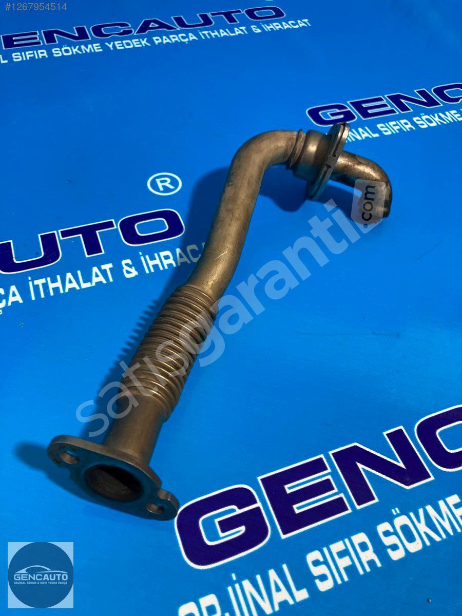 AUDİ A3 1.6 FSI EGR BORUSU SÖKME ORJİNAL 03C131521 T