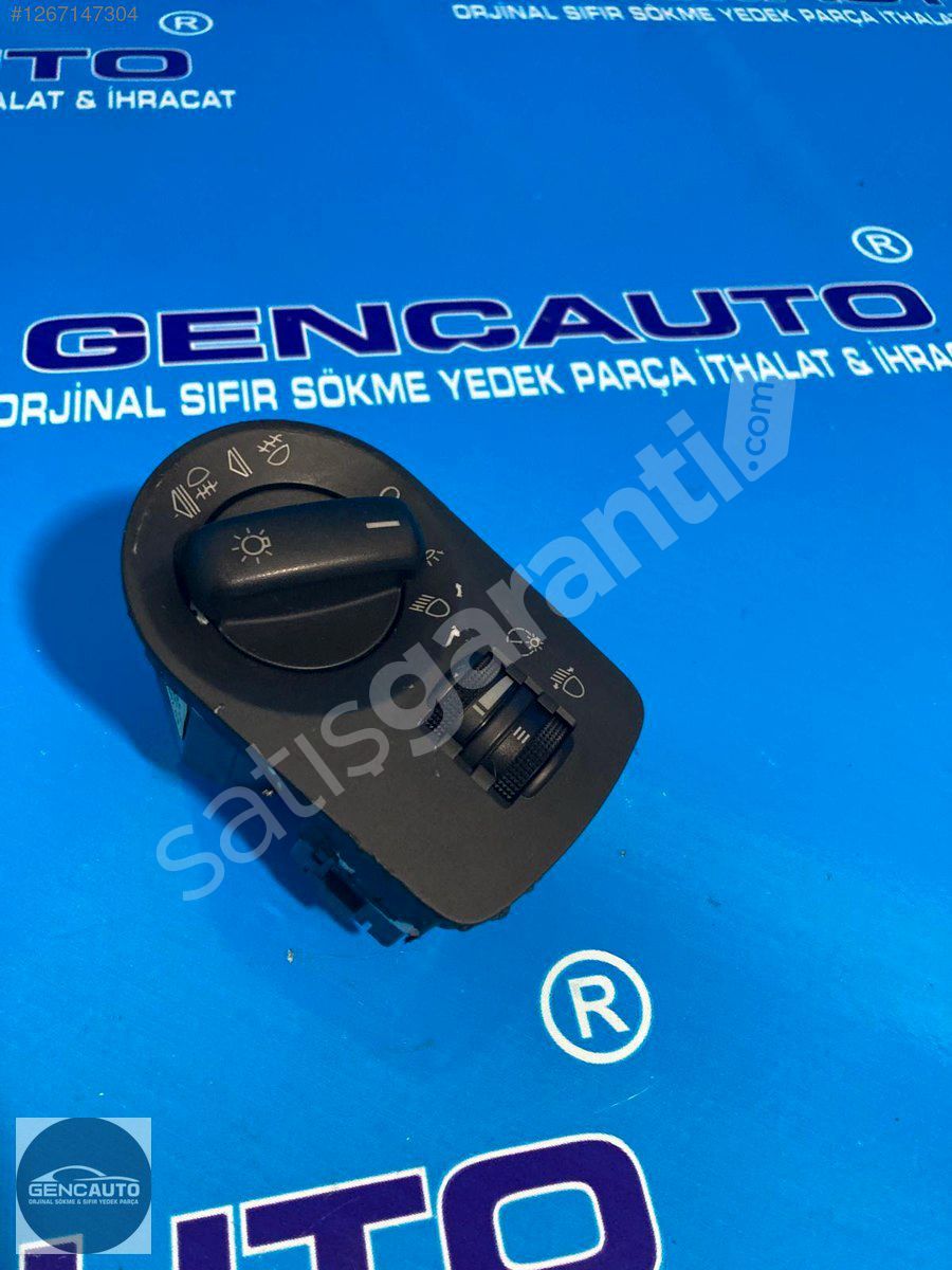 AUDİ A3 MANUEL FAR AÇMA ANAHTARI SÖKME ORJİNAL 8P1941531 C