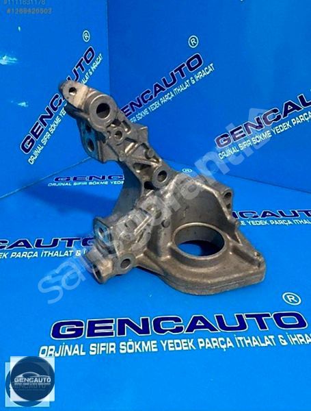 MERCEDES CLA W118 AKS ŞANZIMAN MONTAJ BRAKETİ OEM A2822232600