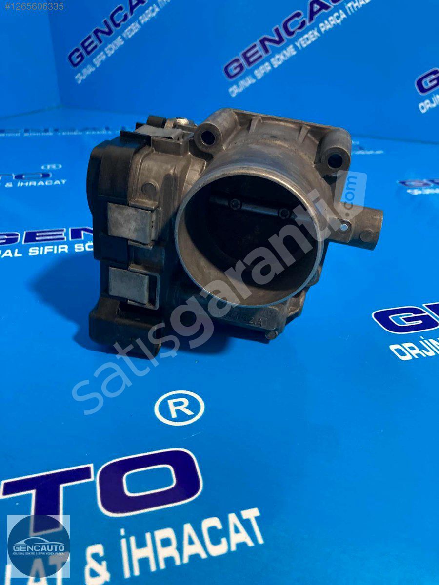 AUDİ A3 GAZ KELEBEĞİ SÖKME ORJİNAL OEM 03C133062 A