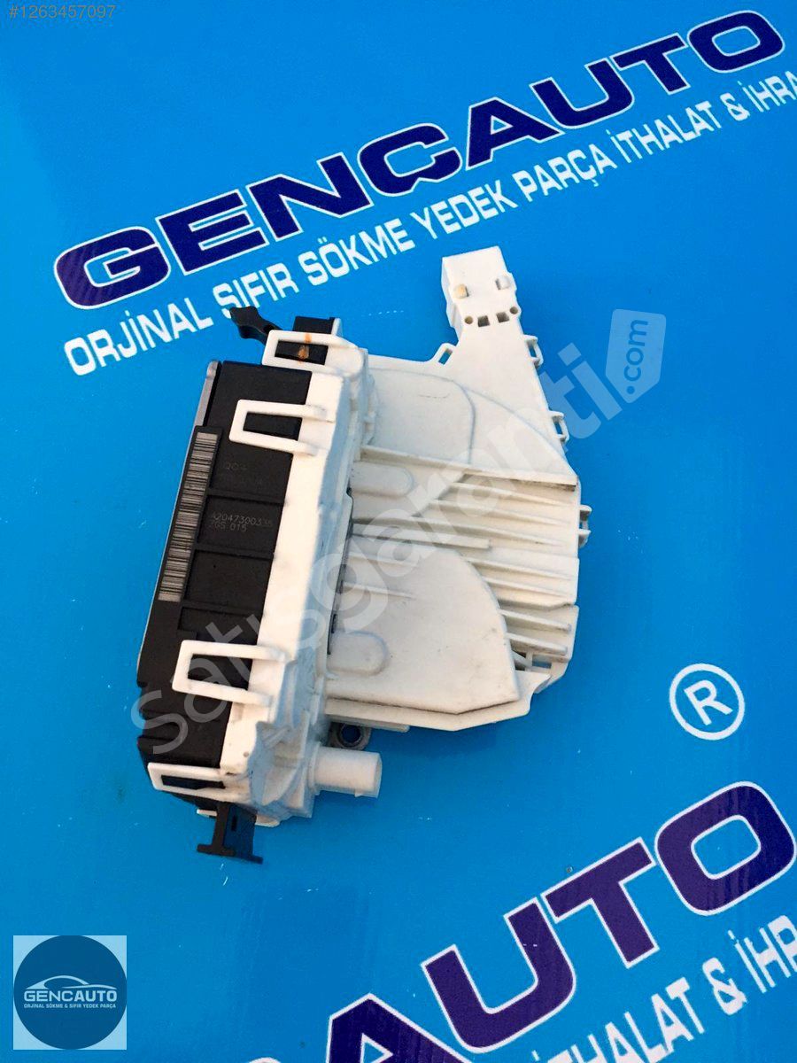 MERCEDES W204 C CLASS KAPI KİLİDİ SÖKME ORJ A2047200335 SOL ARKA