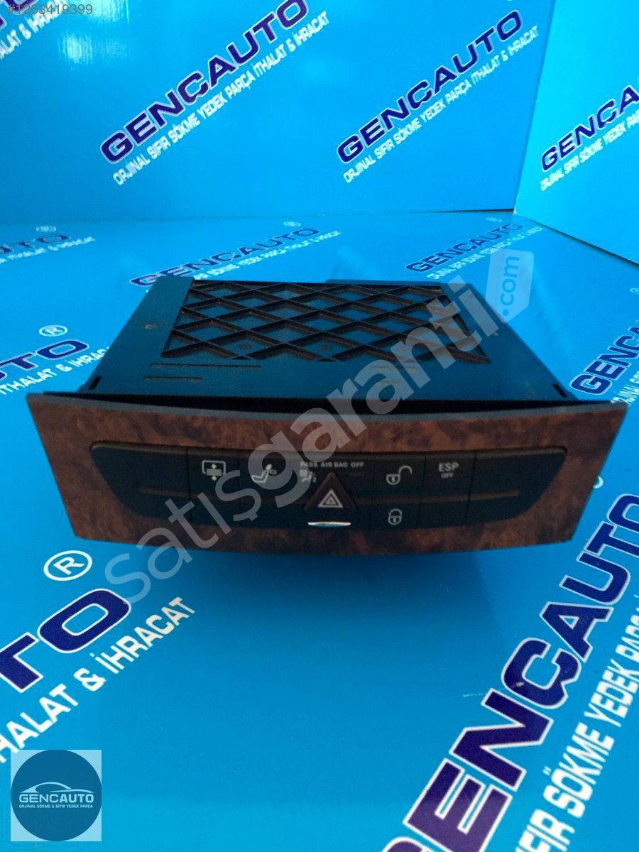 MERCEDES W219 CLS CD CHANGER SÖKME ORJ OEM A2116800552