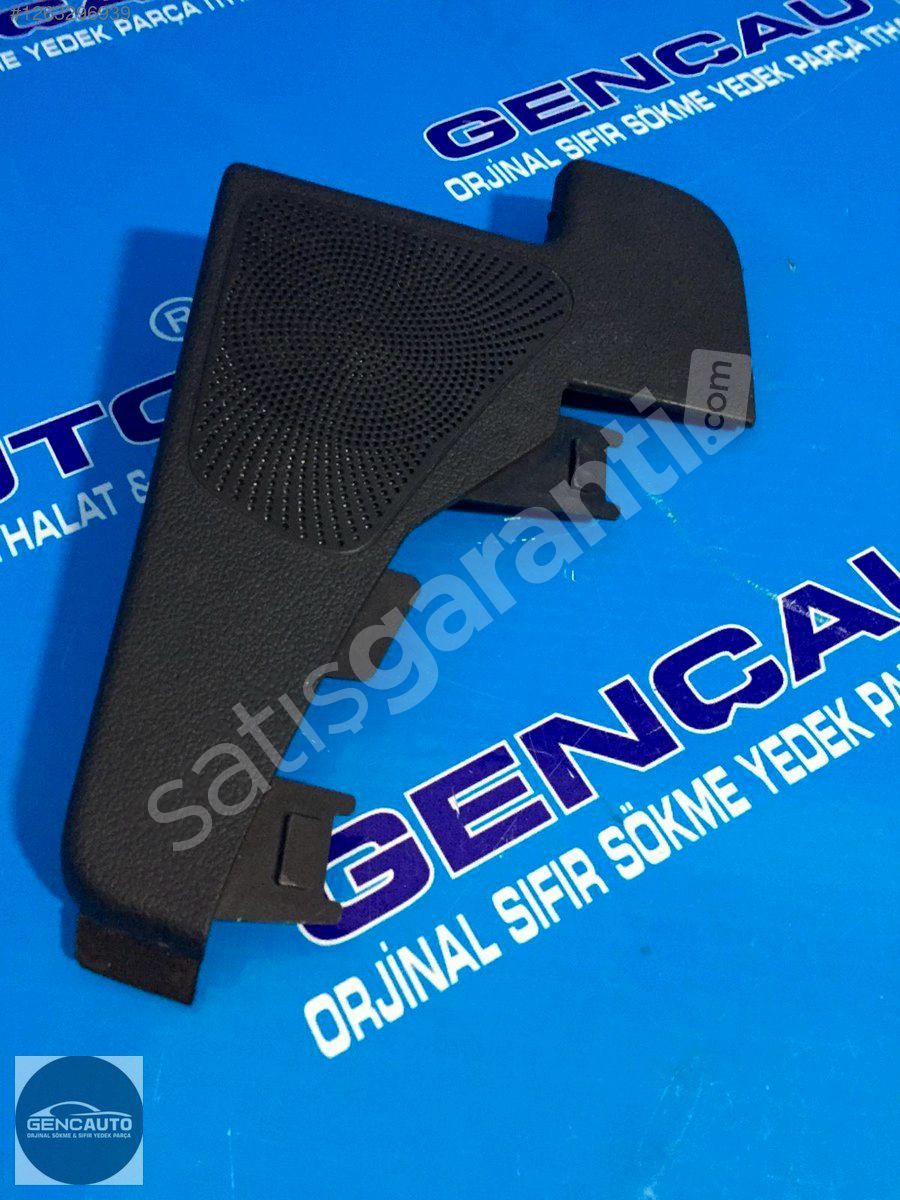 AUDİ A5 SPORTBACK HOPARLÖR KAPAĞI PANZOT OEM 68245 SAĞ ARKA