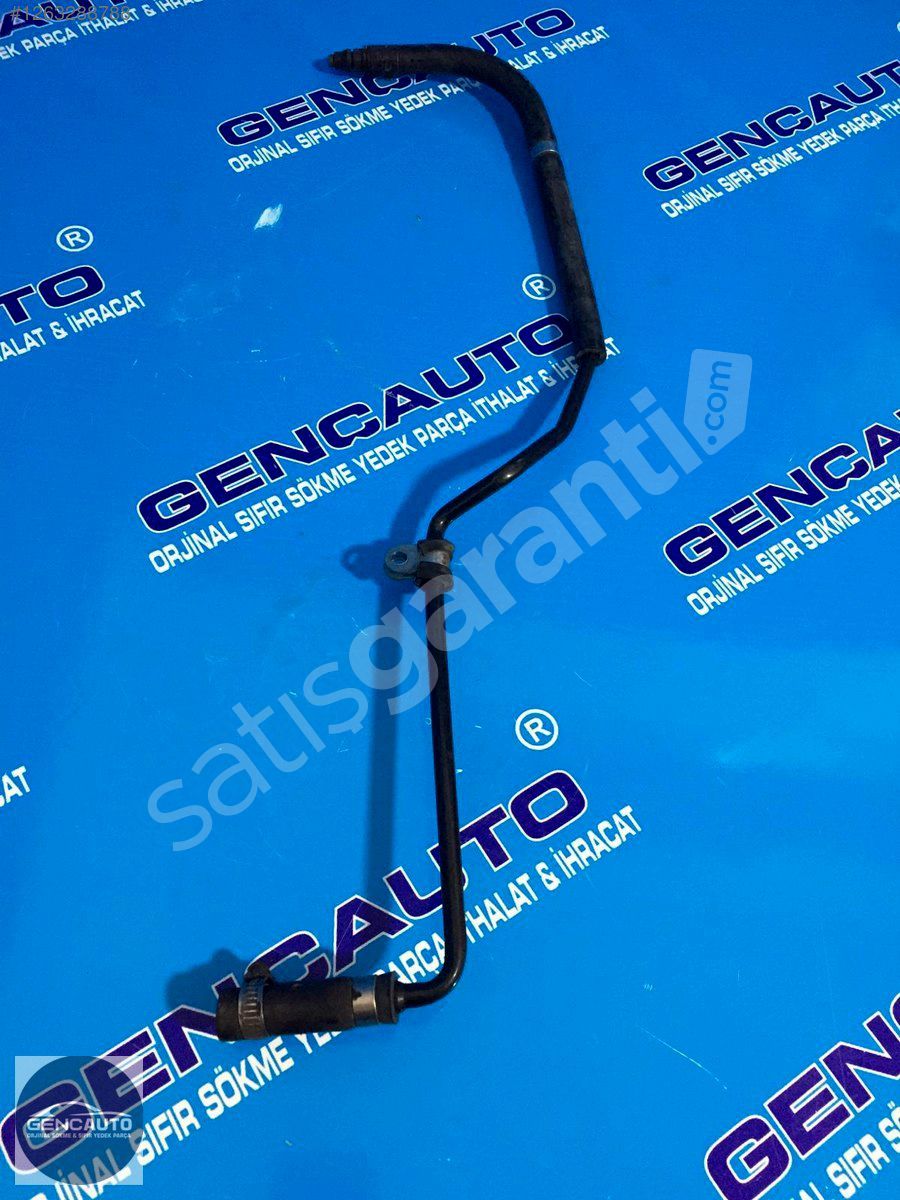 MERCEDES W204 C CLASS YEDEK SU BİDONU HORTUMU OEM A2045010225