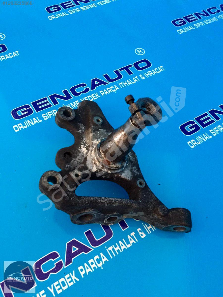 MERCEDES W204 C CLASS TAŞIYICI SAĞ ÖN SÖKME ORJ OEM A2043320201