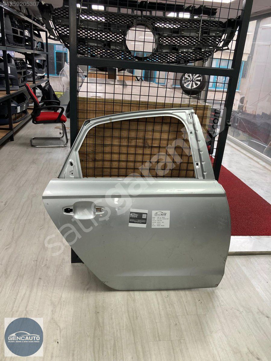 AUDİ A6 SEDAN ARKA KAPI SÖKME ORJİNAL 4G0946 SAĞ