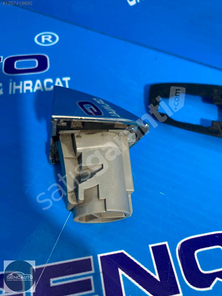 AUDİ A6 A7 A8 DIŞ KAPI KOLU BADEMİ SÖKME ORJİNAL 4H0834206 B SAĞ