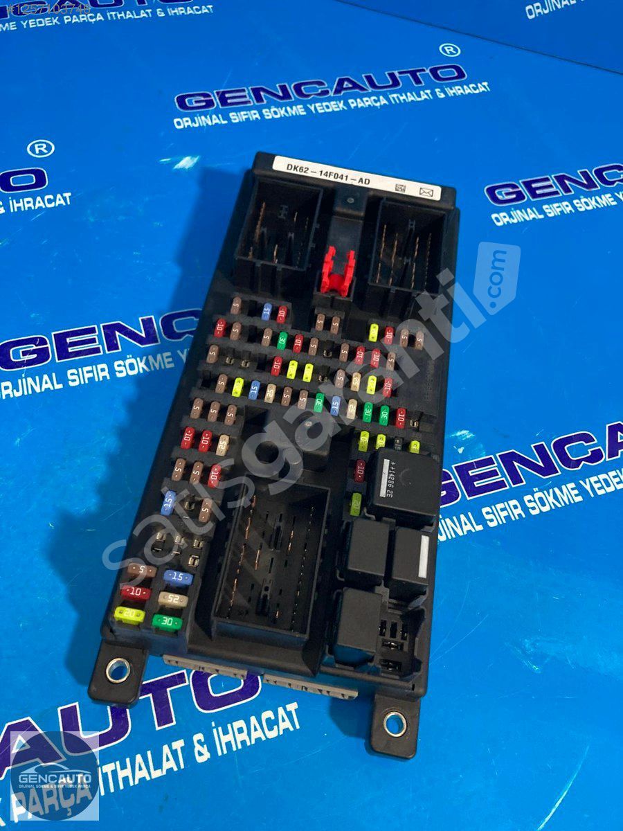 RANGE ROVER SPORT SİGORTA TABLASI KABİN SÖKME ORJ DK6214F041AD