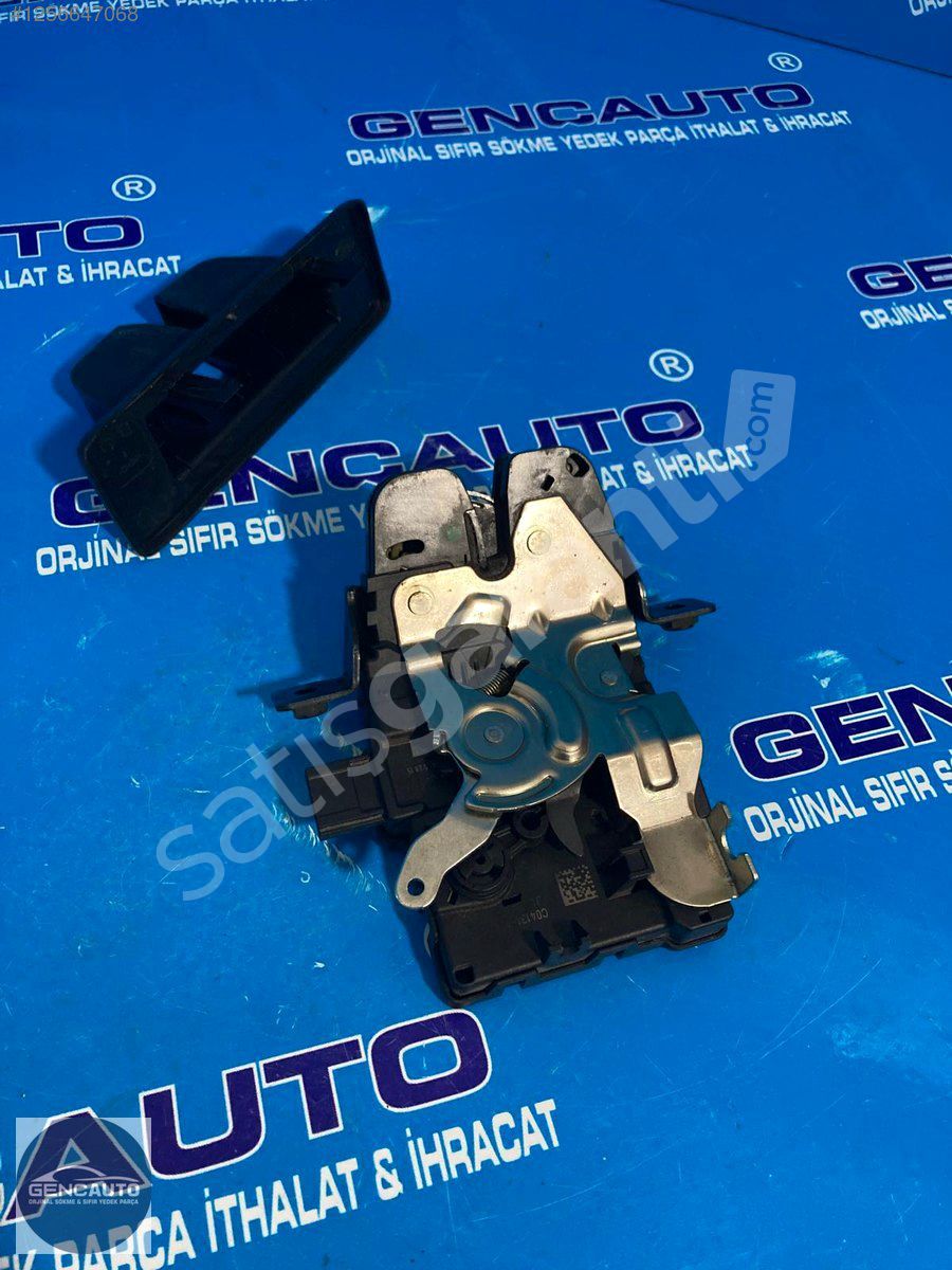 RANGE ROVER SPORT BAGAJ KİLİDİ SÖKME ORJİNAL CPLA442A66AC