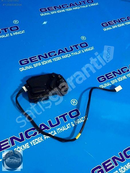 MERCEDES W209 CLK KOLTUK KUMANDA DÜĞMESİ SÖKME ORJ A2098202610