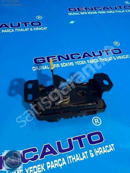 MERCEDES W117 W176 KAPUT KİLİDİ PANEL SÖKME ORJ OEM A2468700558