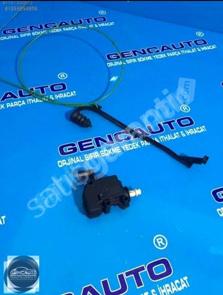 BMW F20 DEPO KAPAĞI MOTORU SÖKME ORJİNAL OEM 7270792