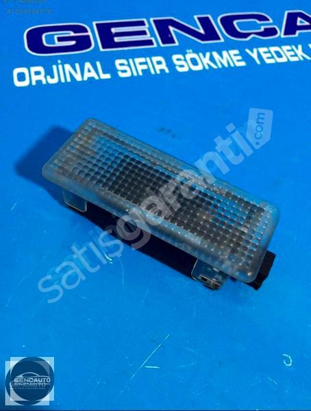 MERCEDES W212 E KAPI DÖŞEME İÇ AYDINLATMA SÖKME ORJ A0028201401