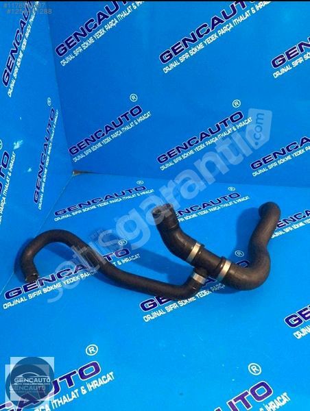 MERCEDES W117 CLA RADYATÖR SU HORTUMU SÖKME ORJ OEM A2465011558